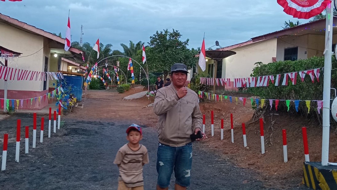 Semangat Merah Putih di Perumahan Karyawan: Manajemen PT TSA Gelar Lomba Kebersihan Gang HUT RI 2024